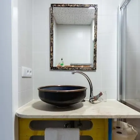 Atico Con Terraza Y Vistas Al Mar. *