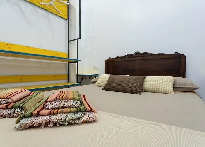 Appartamento ático Con Terraza Y Vistas Al Mar. *