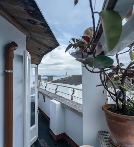 ático Con Terraza Y Vistas Al Mar. * La Coruña