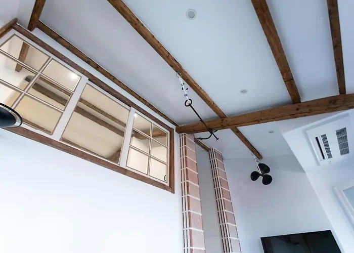 ático Con Terraza Y Vistas Al Mar.